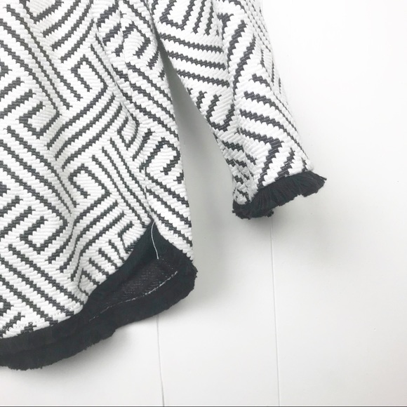 Anthro W5 Geometric Embroidered fringe hem blouse - Picture 2 of 7